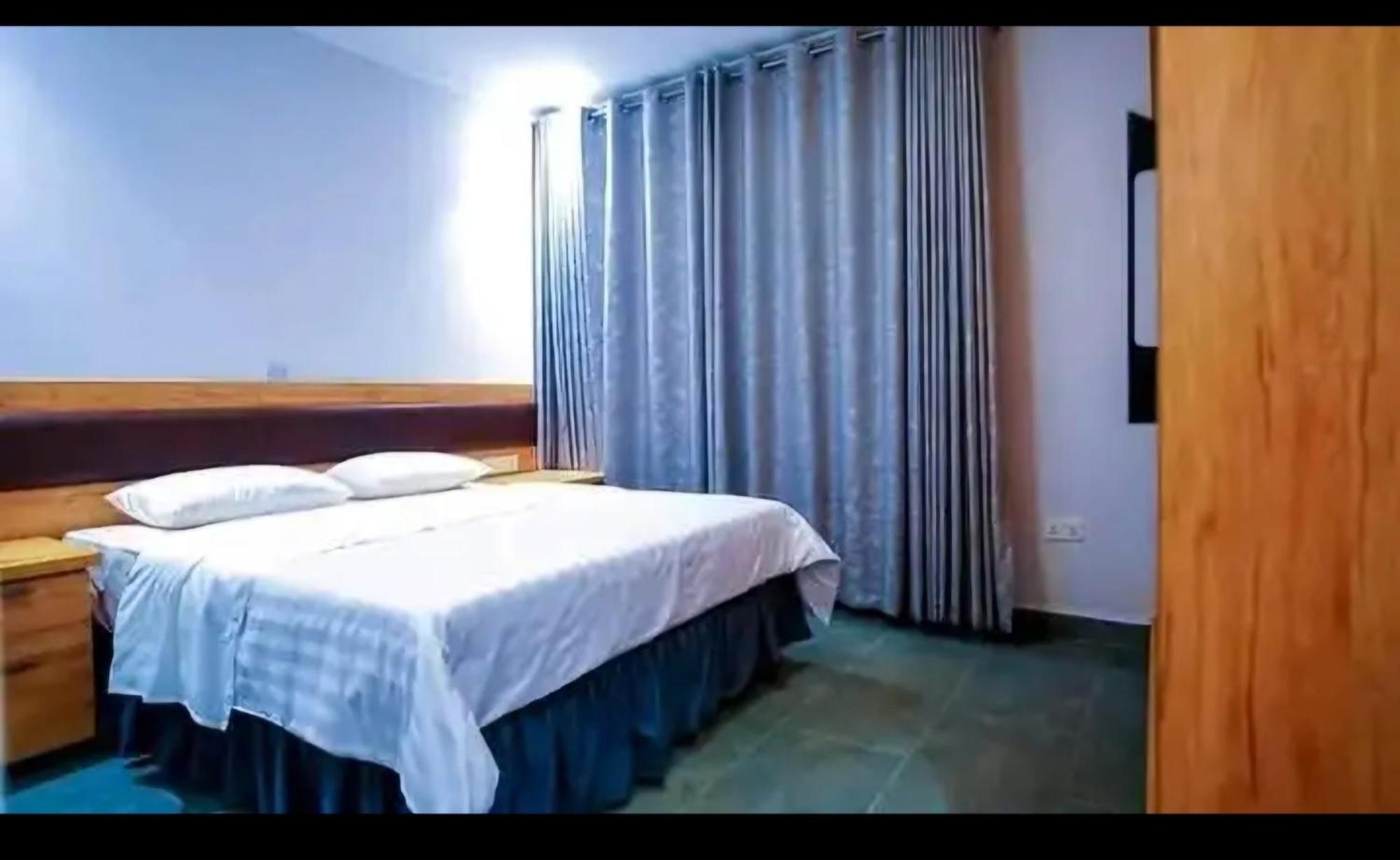 Adriel Homes Kigali Luaran gambar